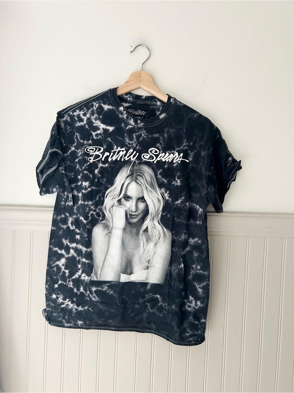 Britney Spears Black & White Tie-Dye Graphic Tee S/M Cotton Crew Neck